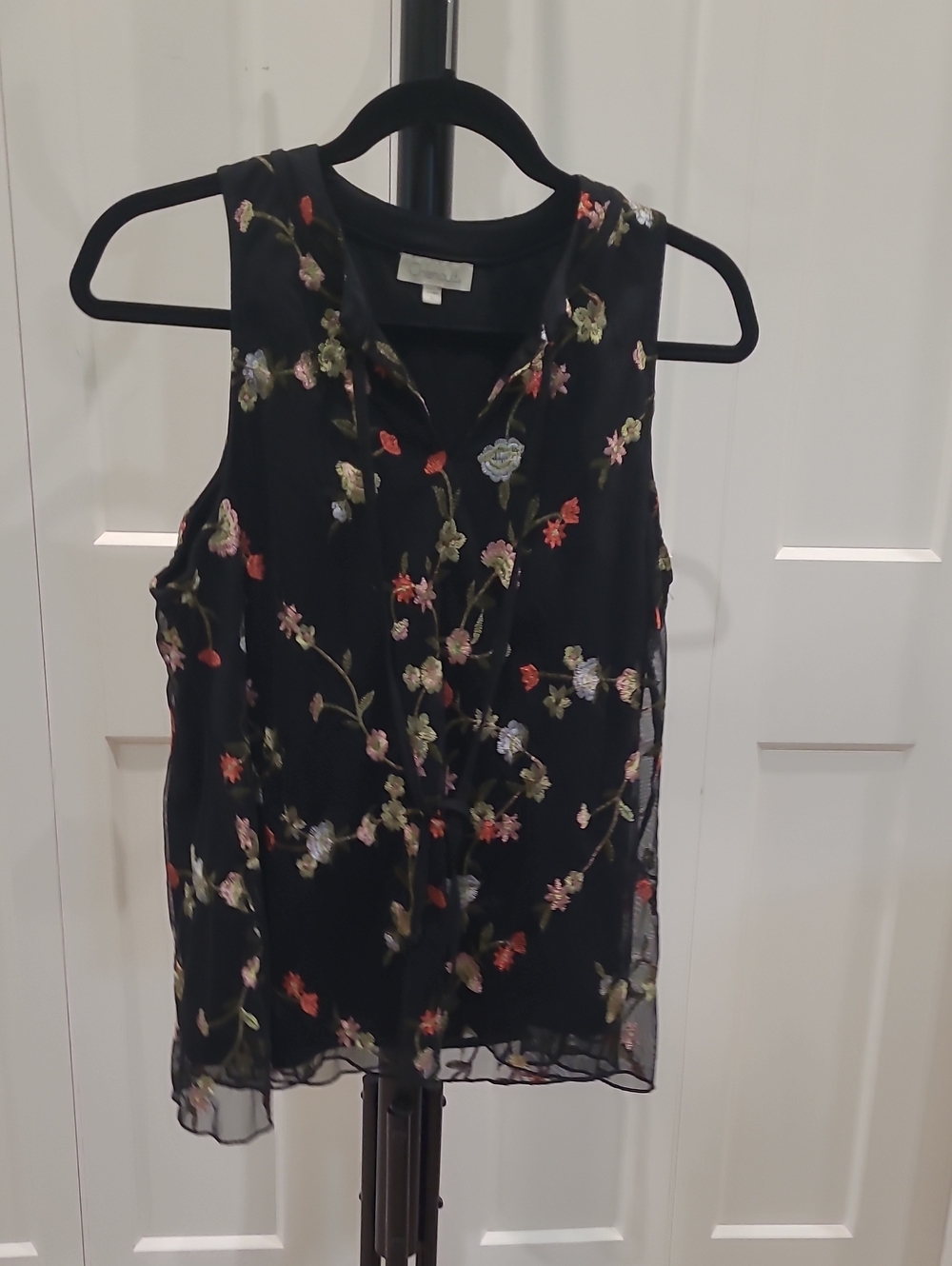 Floral Embroidered Black Sleeveless Blouse